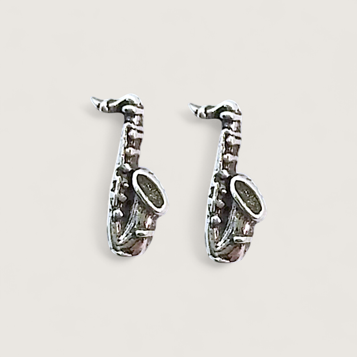Petites Boucles d’Oreilles Argent Recyclé Saxophone